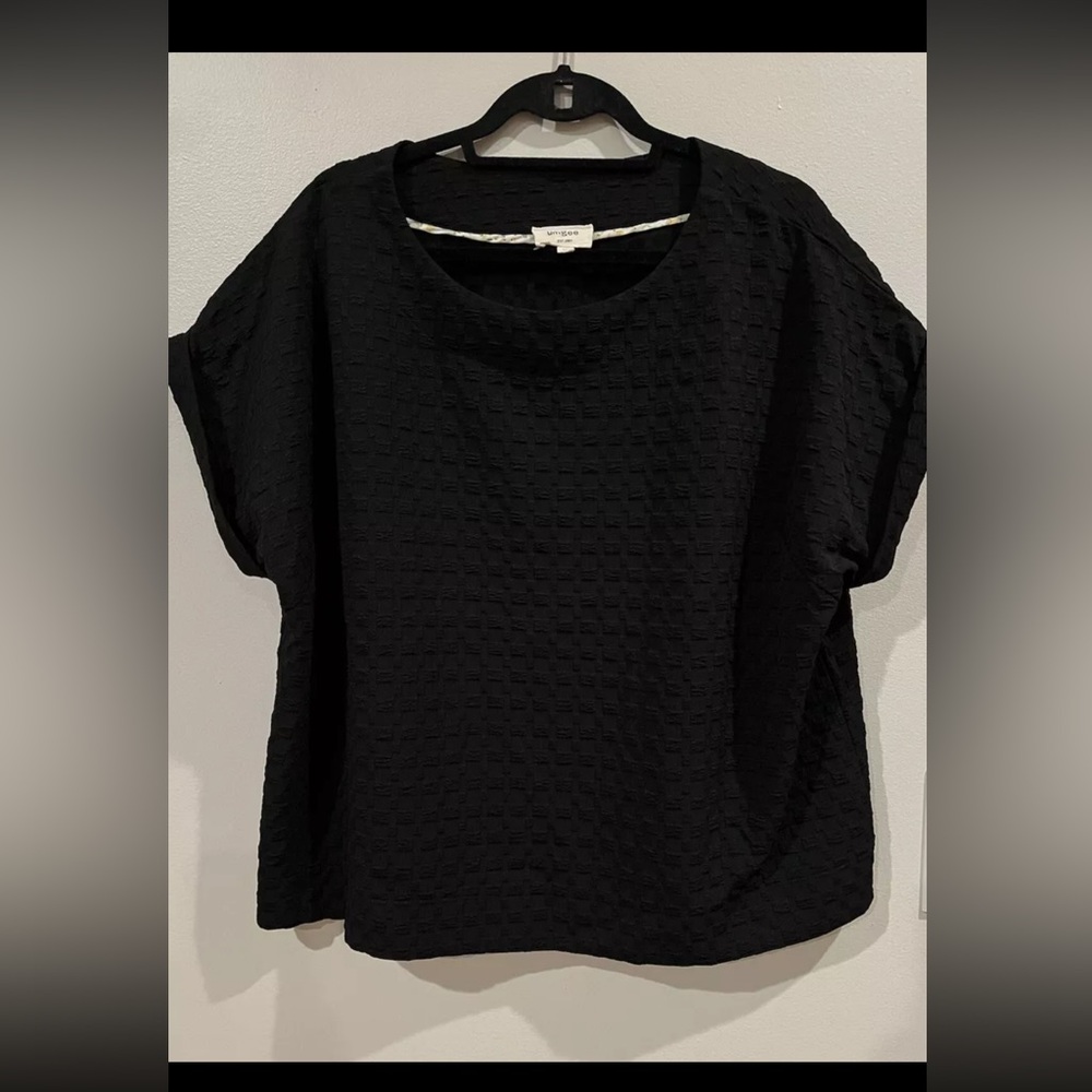 Umgee Women’s Black Textured Top Shirt Size Medium